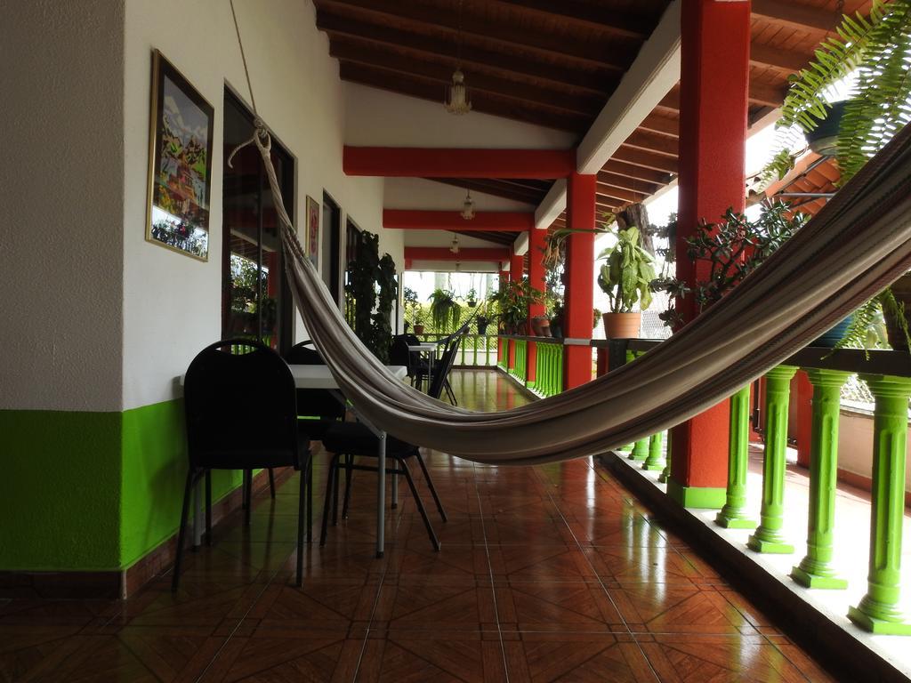 Hostal La Sultana Santa Rosa De Cabal Exterior photo